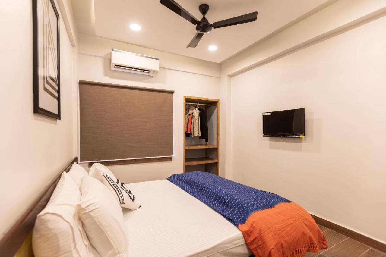 Chic Micro Studios By Handmade Homes Калькутта Экстерьер фото
